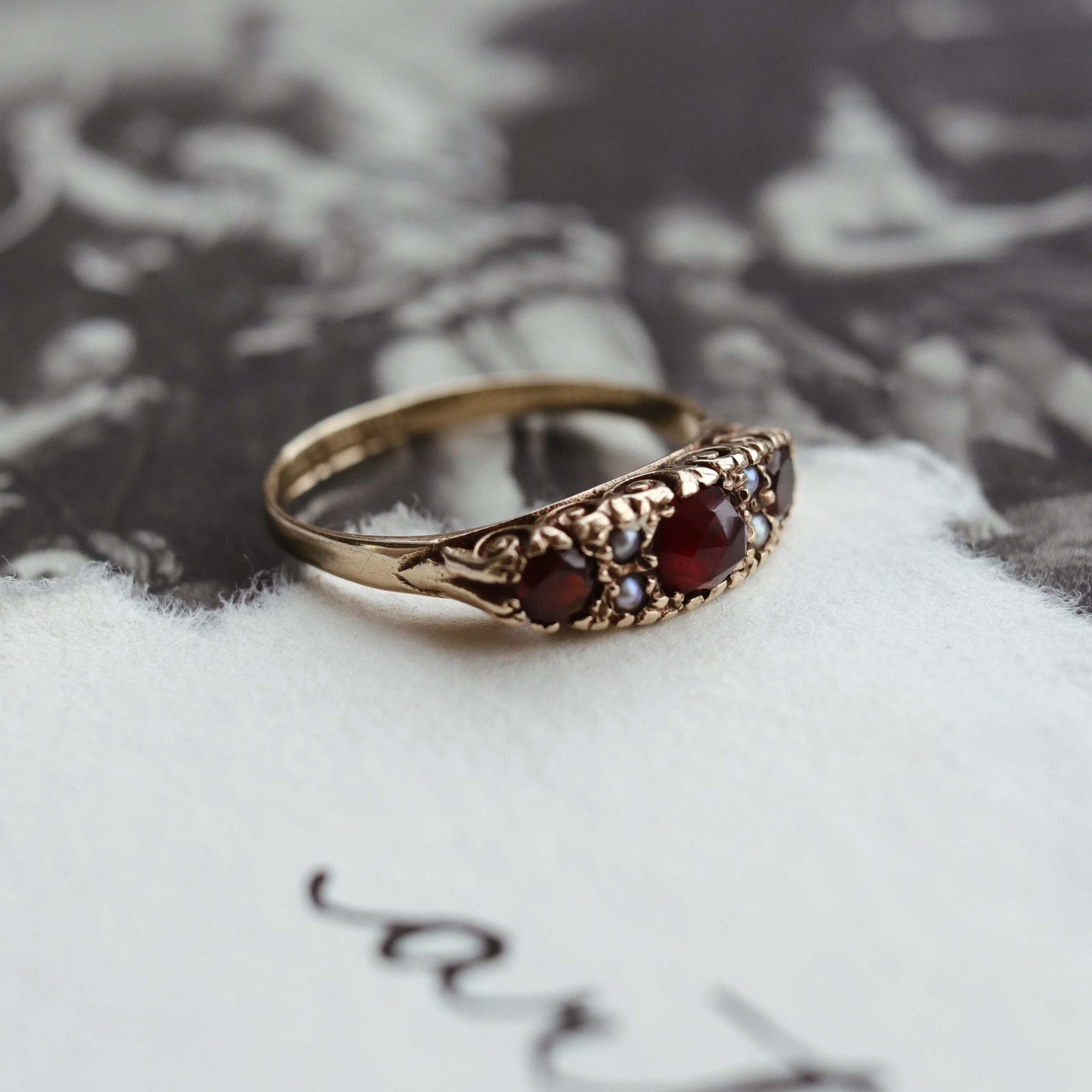 Antique | Willow Garnet & Pearl Ring