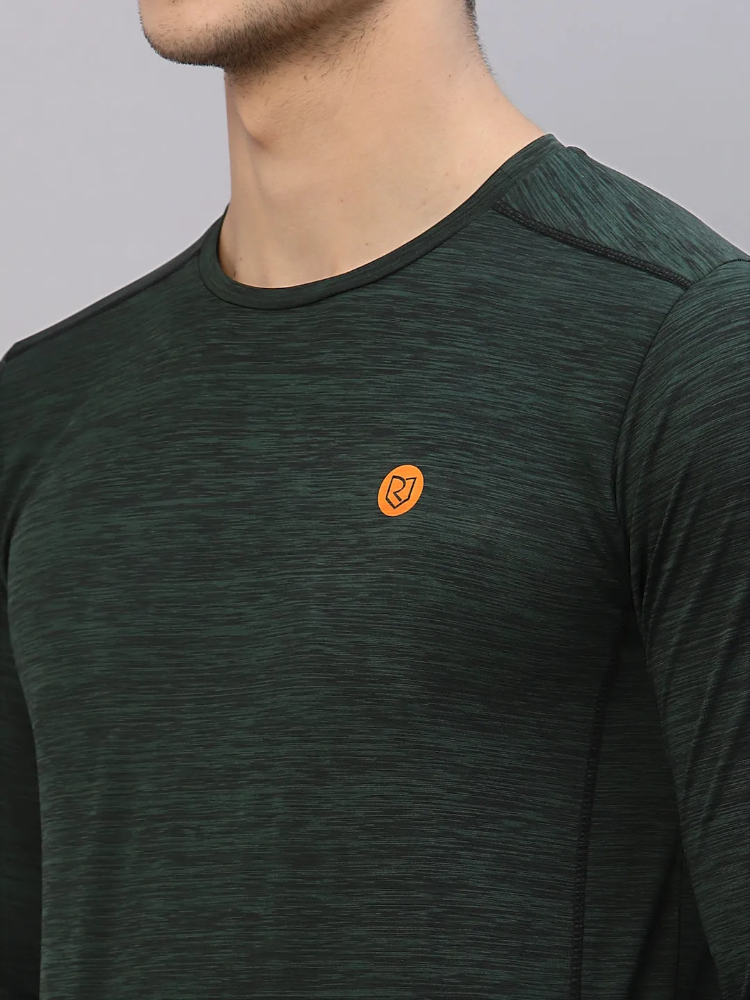 Bottle Green Self Texture Round Neck Full Sleeve Activewear T-Shirt