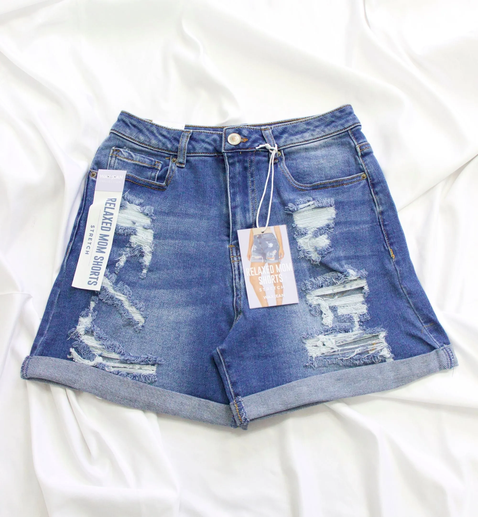 SHORTS ESTILO MOM STRETCH Y RASGADO 90265