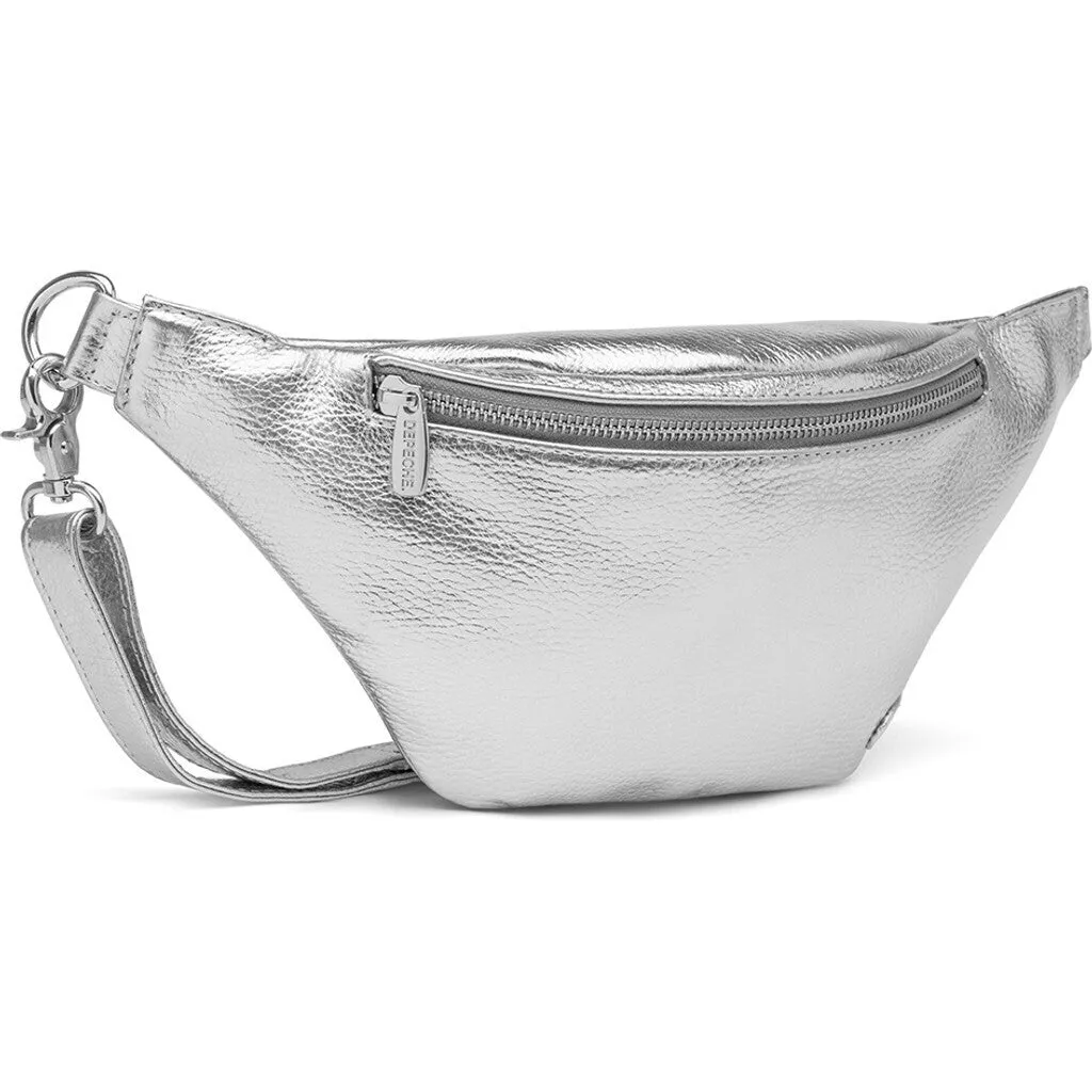 Soft leather bumbag in high quality / 12556 - Silver