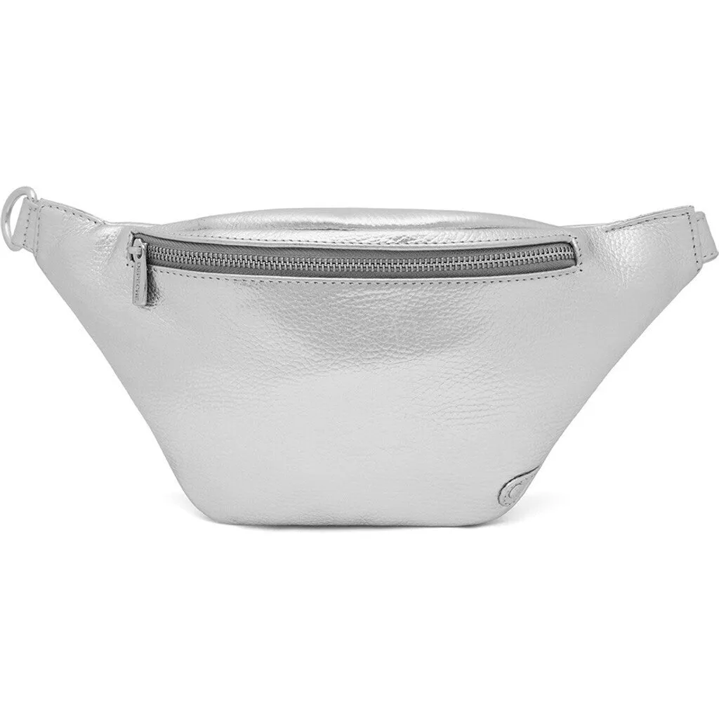 Soft leather bumbag in high quality / 12556 - Silver